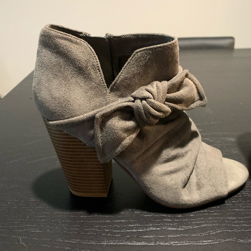 Booties - Picture 3 of 4